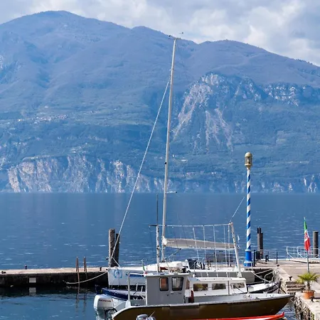 Space 8 Sul * Brenzone sul Garda