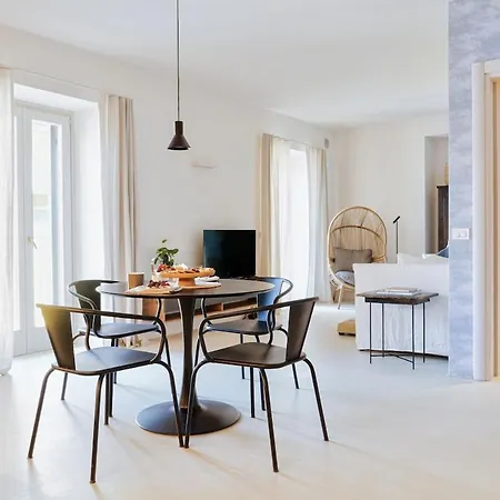 Space 8 Sul Brenzone sul Garda