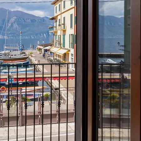 Space 8 Sul Brenzone sul Garda